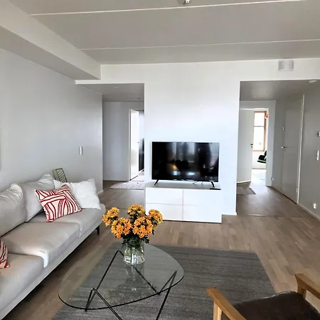 Stunning, Brand New Sea-view With 3 Bedrooms *